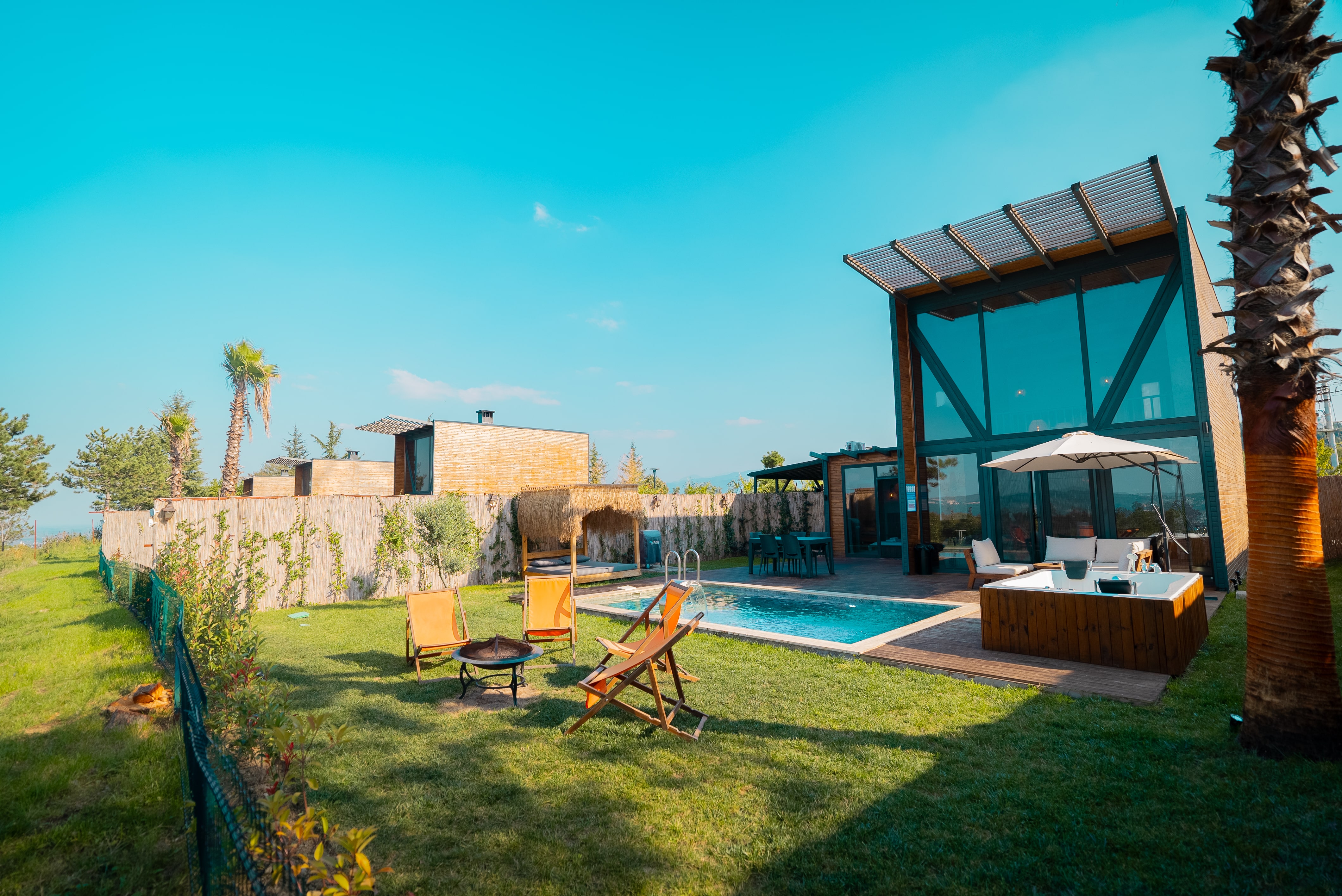 Maki Resort Hotel